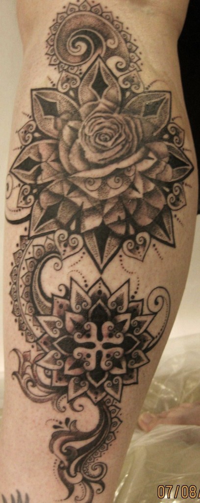 Pattern work - Realism - Dot work - Black & Grey.